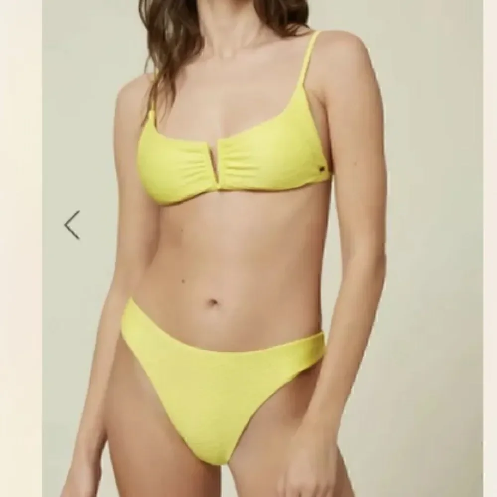 O'NEILL SALTWATER SOLIDS TEXTURED V WIRE BRALETTE TOP, US XLARGE NWT